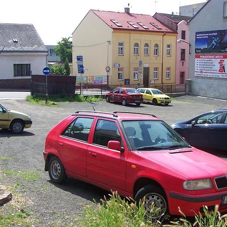 Hotel Pariz Jicin Luaran gambar