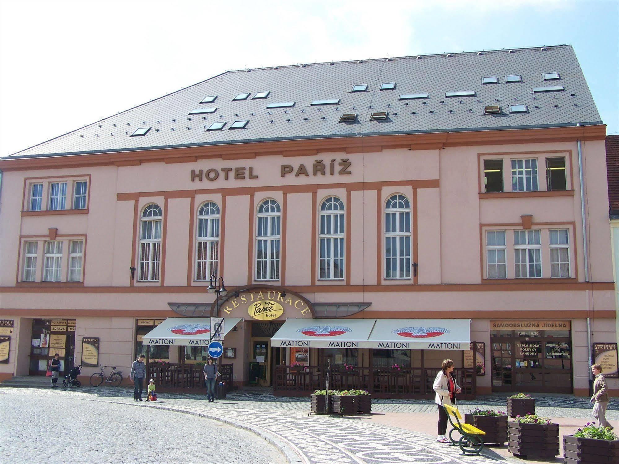Hotel Pariz Jicin Luaran gambar