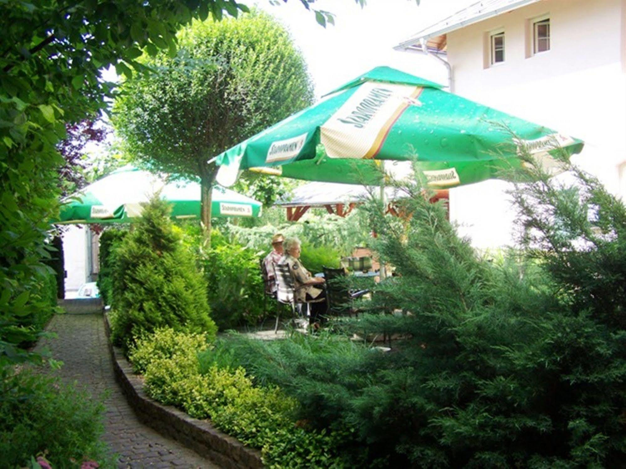 Hotel Pariz Jicin Luaran gambar